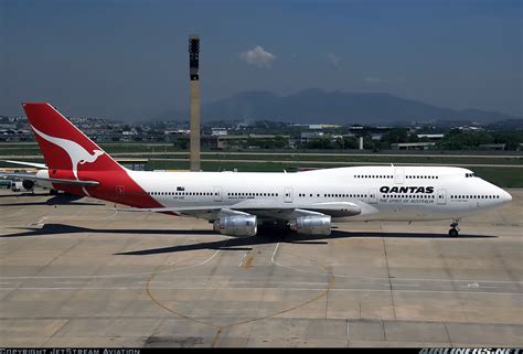 Boeing 747 338 Qantas Aviation Photo 1135901