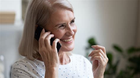 Best Smartphones For Seniors – ConsumersLocal