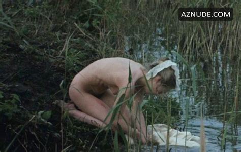 SOFIE GRABOL Nude AZNude