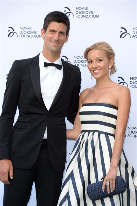 Vidéo Novak Djokovic et sa fiancée Jelena Ristic à Londres le 8