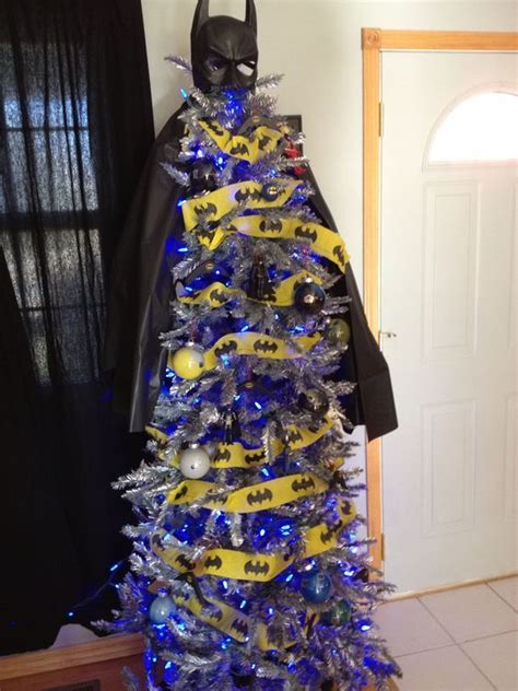 Christmas tree decorated like batman.. Batman Christmas tree ...