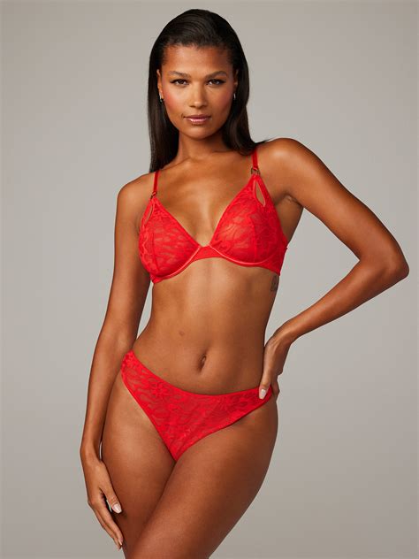 Link Up Lace Unlined Plunge Bra In Red SAVAGE X FENTY UK United Kingdom