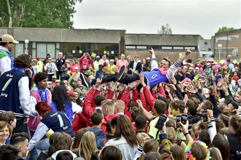 Mska Roeselare Haalt Alles Uit De Kast Om Strafste School Van