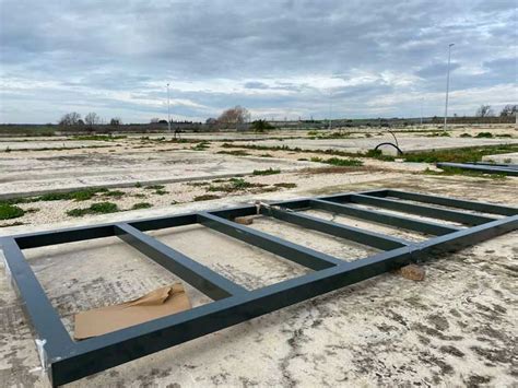 Intoppi Per Il Nuovo Campo Rom Di Latina C Lamianto Il Caffe