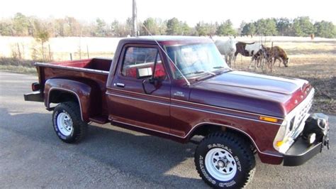 1979 Ford F150 Custom Truck 4x4 Stepside Short Bed