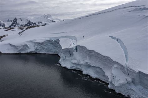 Antarcticas Doomsday Glacier Is Melting Much Faster Than Expected