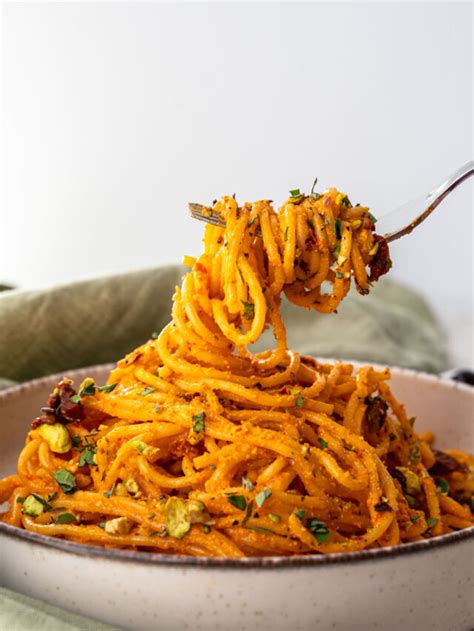 Creamy Harissa Pasta Six Hungry Feet