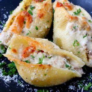 Cheesy Meat Stuffed Shells Mantitlement