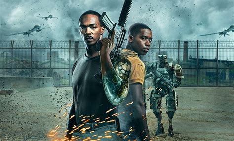 Anthony Mackie Protagoniza Un Explosivo Trailer De Zona De Riesgo El