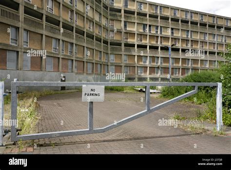 The Grade Ii Listed Park Hill Flats Sheffield Uk Stock Photo Alamy