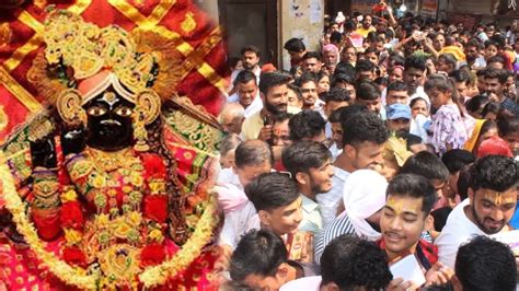 Banke Bihari Mandir बक बहर मदर म बदल दरशन क समय वदवन