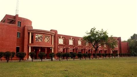 Iim Lucknow Mba Admission Iim Lucknow Unveils Mba Admission Criteria