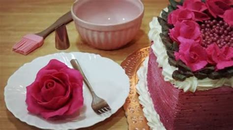 ROSAS DE CHANTILLY FEITAS NO PALITO DE CHURRASCO Receitas De