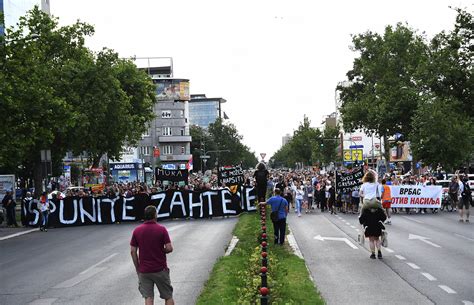 Protesti Srbija Protiv Nasilja U Vi E Gradova U Zemlji