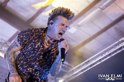 Grossa Accoglienza Per I Papa Roach AllEstragon Di Bologna Music