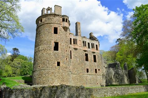 Huntly Castle