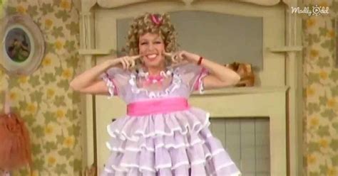 Hilarious First Episode Of ‘the Carol Burnett Show From 1968 Madly Odd