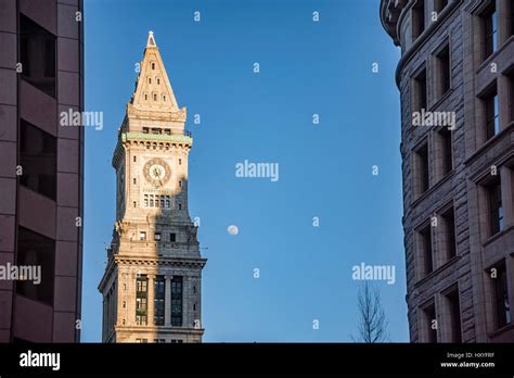 Custom House tower Stock Photo - Alamy