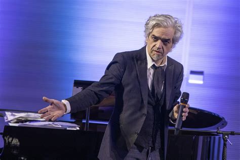 Morgan Difende Sgarbi Noi Volgari E Sessisti Quella Al Maxxi Serata