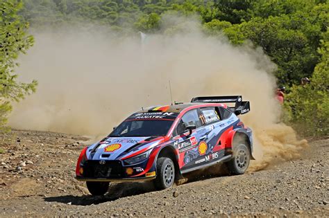 Neuville Lidera El Triplete De Hyundai En El Acr Polis Gzrally