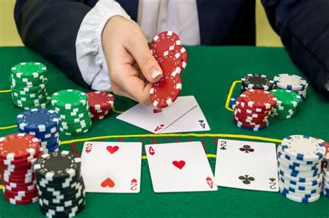 A Guide On How To Play Baccarat