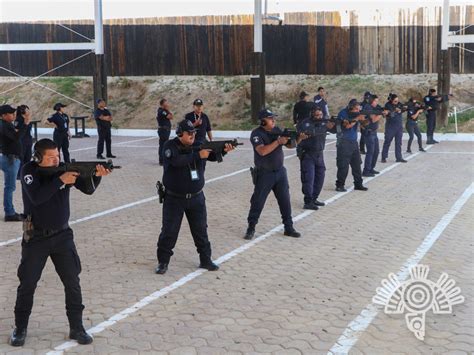 Brindan a policías estatales el taller Armamento y prácticas de tiro