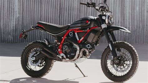 Ducati Launches Scrambler Desert Sled Fasthouse Priced At 10 99 Lakh