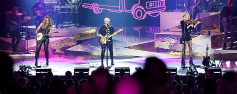 Behind The Career Altering Band Name Change The Dixie Chicks To The