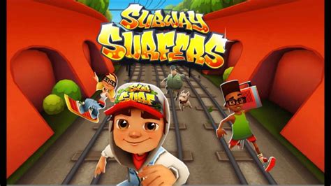 Subway Surfers Gracz steruje graficiarzem który ucieka przed