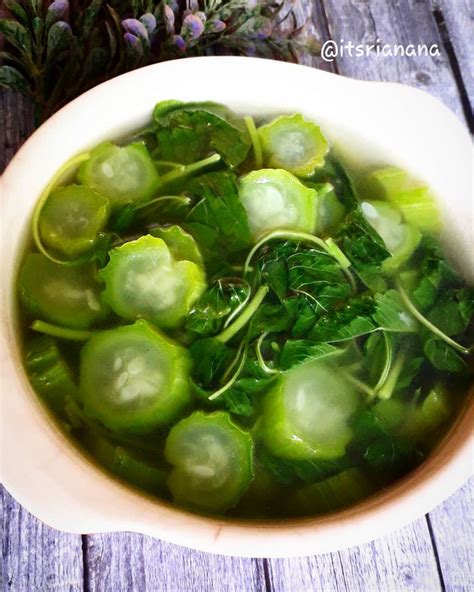 Gambar Sayur Bayam Segar : 5 Resep Sayur Bayam Sehat Dan Segar Lezat Bisa Dibuat Keripik - Mahsa ...