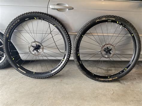 2013 Bontrager Race Lite 29 Tubless Wheels Tires Disks For Sale