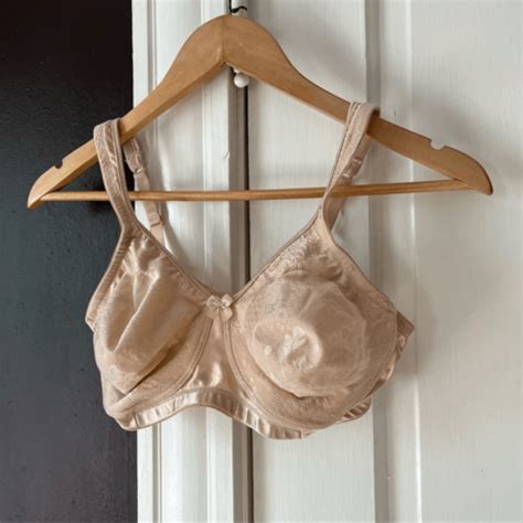 Vanity Fair Nude Bra Gem