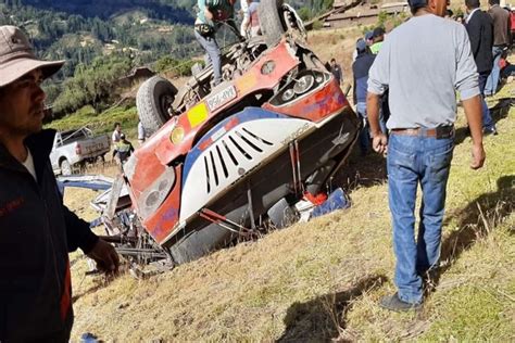 Áncash Aumenta A 23 El Número De Fallecidos En Accidente De Bus La Razón