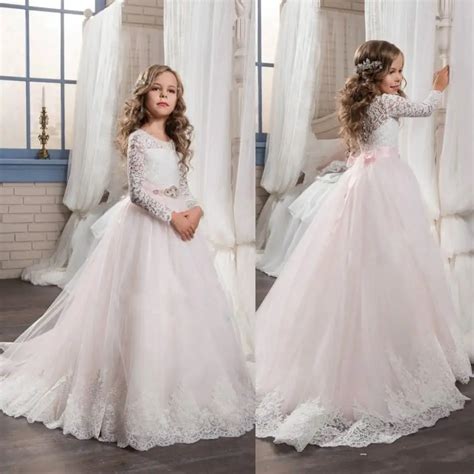 2017 Cute Princess Sheer Long Sleeves Flower Girls Dress Lace