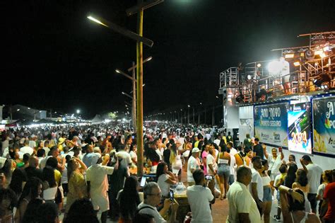 Prefeitura De Porto Seguro Ba Celebra Cidade Lotada No R Veillon