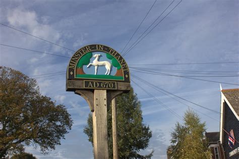 Minster In Thanet Sign Robert Eva Cc By Sa 2 0 Geograph Britain