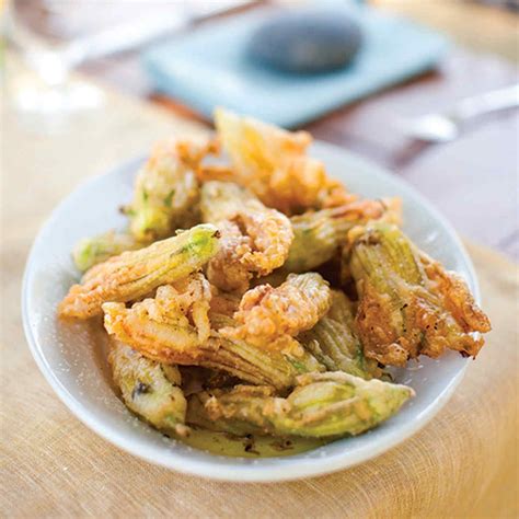 Fried Zucchini Squash Blossoms Recipe Newbritawaterchiller