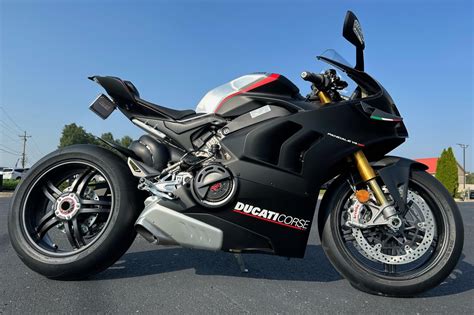 5-Mile 2021 Ducati Panigale V4 SP for sale on BaT Auctions - sold for ...