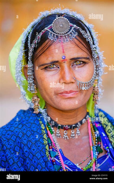 Portrait Hindu Woman Thar Desert Hi Res Stock Photography And Images