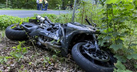 Motorradfahrer Bei Sturz Schwer Verletzt