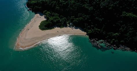 Praia Cachoeira Ilha Gruta Ubatuba Tem Um Pouco De Tudo Veja Dicas