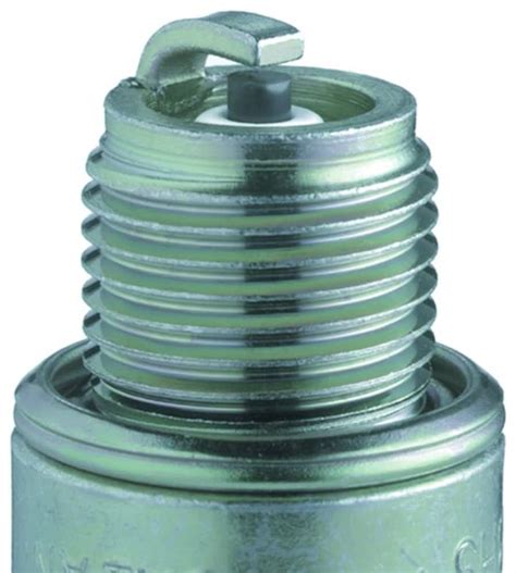 NGK BR7HS-10 Standard Spark Plug | Canadian Tire