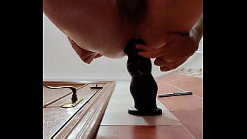 Joven Femboy Follando Su Culo Con Dildo Xxl Contra La Pared XVIDEOS