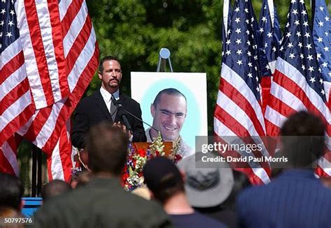 Pat Tillman Memorial Photos And Premium High Res Pictures Getty Images