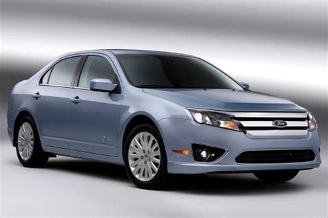 Used 2010 Ford Fusion Hybrid Sedan Review Edmunds