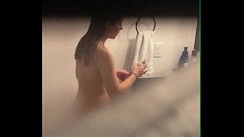 Chicas desnudas en el baño XVIDEOS