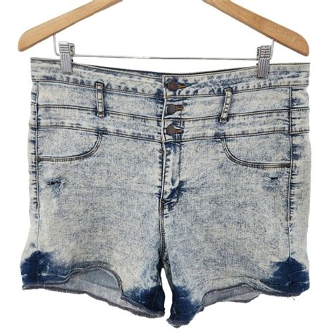 Refuge High Waist Stonewash Denim Jean Shorts Size 14 Gem