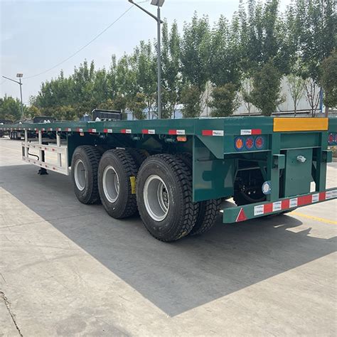 Vehicle Master Heavy Duty Transportation 3 Axles 60 Tons Flatbed Cargo