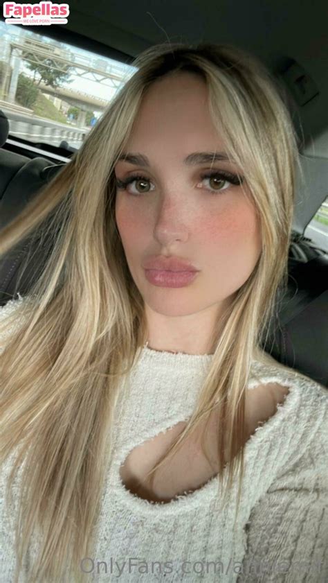 Anniemif Aka Anniesmomhasgotitgoingon Nude Leaks OnlyFans Fapellas