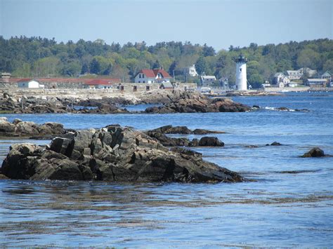 Lighthouse in New Castle NH Photograph by Joe Smiga - Fine Art America